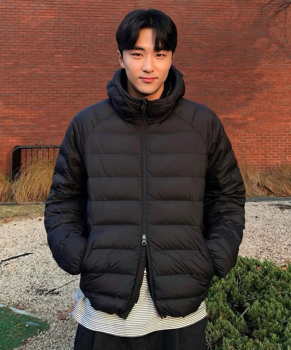 커스텀어클락 라이트웨이트 후드 덕다운 패딩 자켓 블랙 COOSJP051BLACK 동생 선물해주고 센스 있단 소리 들었네요 · 상품 이미지 3